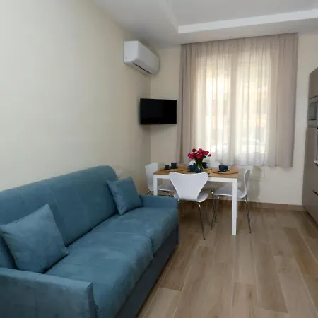 Apartment Salotto Vomero 7