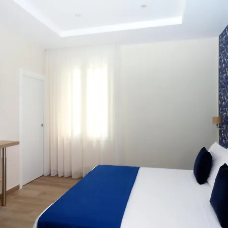 Salotto Vomero 7 * Naples